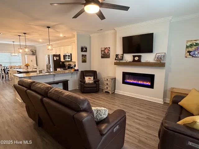 $379,800 | 3323 School Vw Drive, Farmville, NC 27828