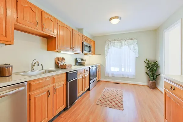 $669,900 | 17 Quisset Brook Road, Unit 17, Milton, MA 02186