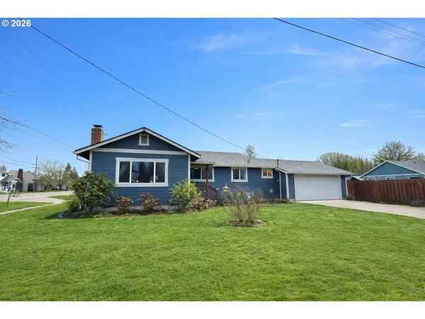 $365,000 | 202 South Trade Street, Amity, OR 97101