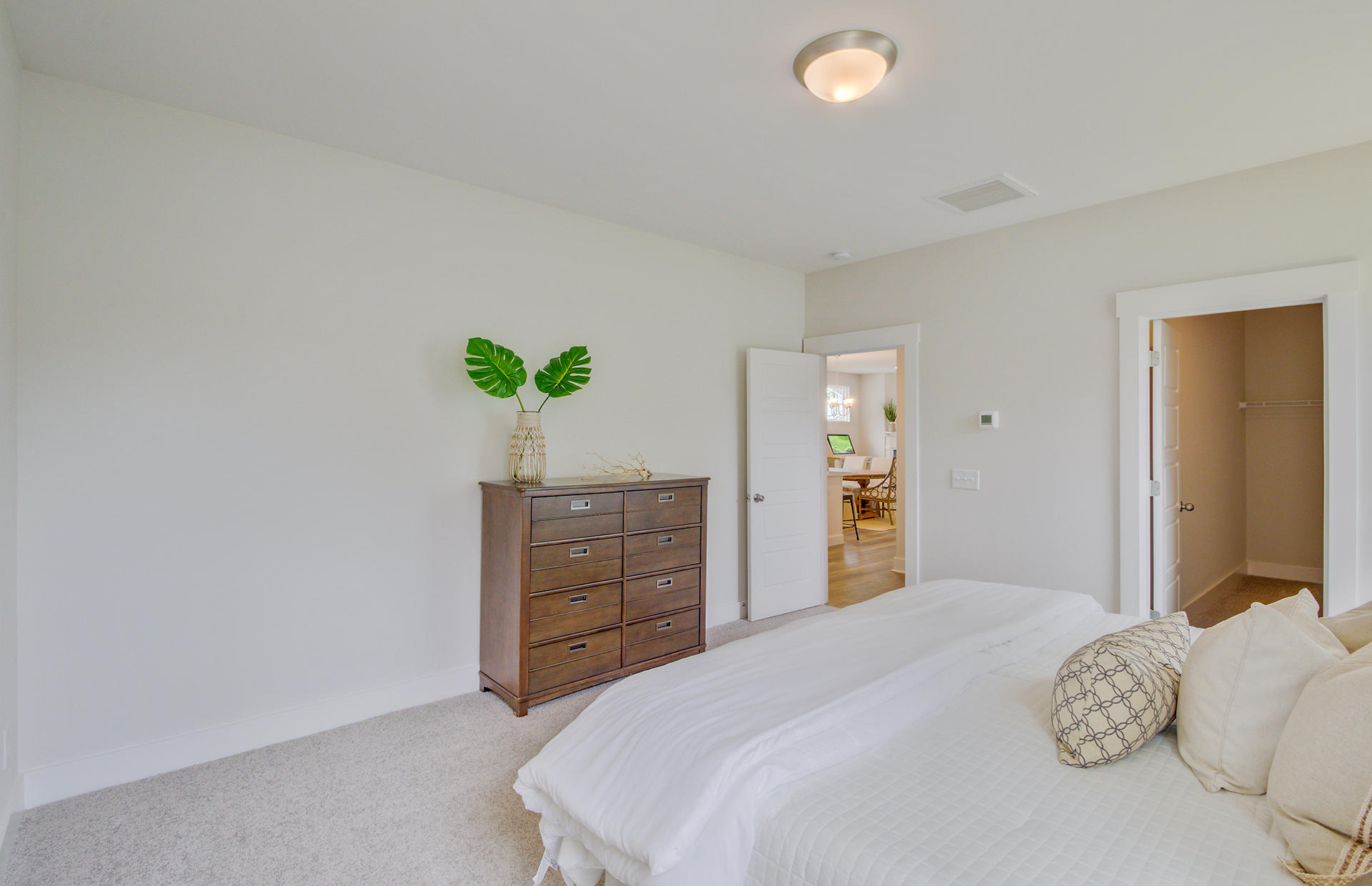 2010 Codorus Lane Hanahan, SC 29410 - Photo 13 of 26 FIRST FLOOR MASTER
