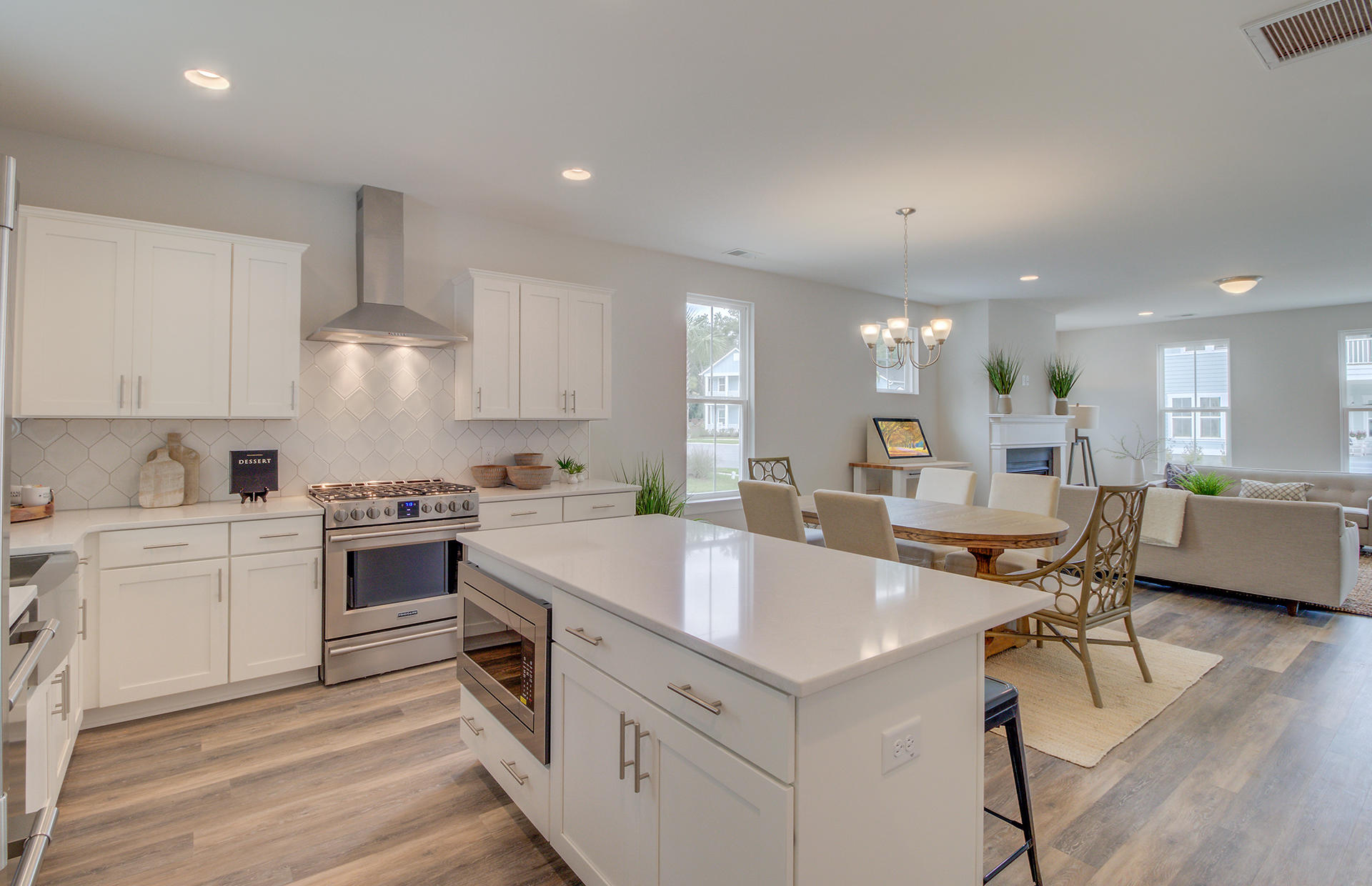2010 Codorus Lane Hanahan, SC 29410 - Photo 10 of 26 14
