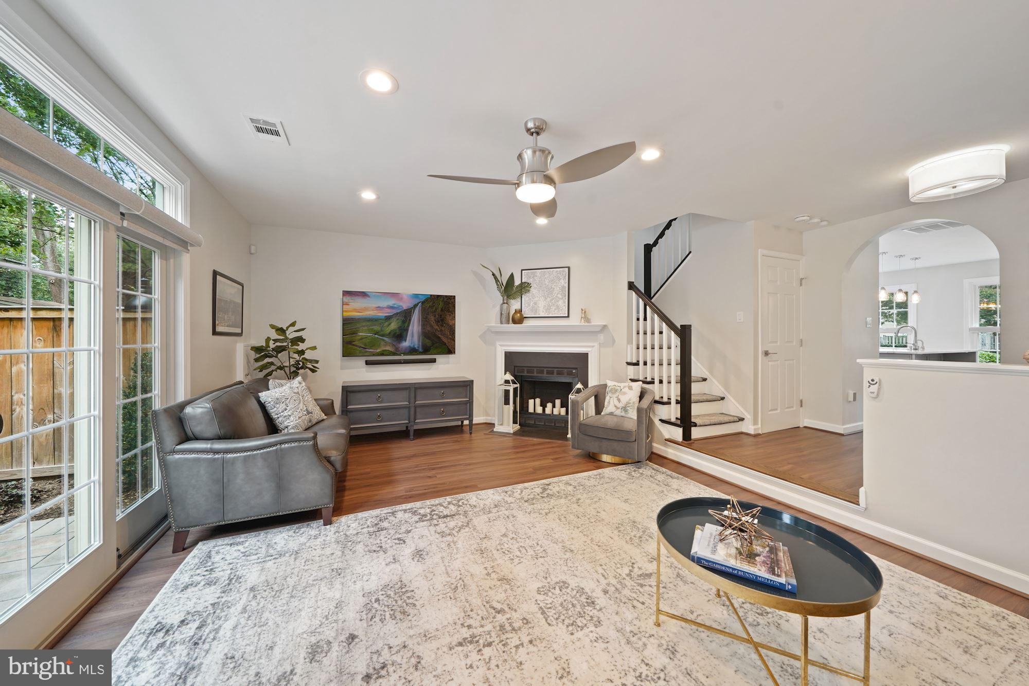 452 West Glebe Road Alexandria, VA 22305 - Photo 11 of 49