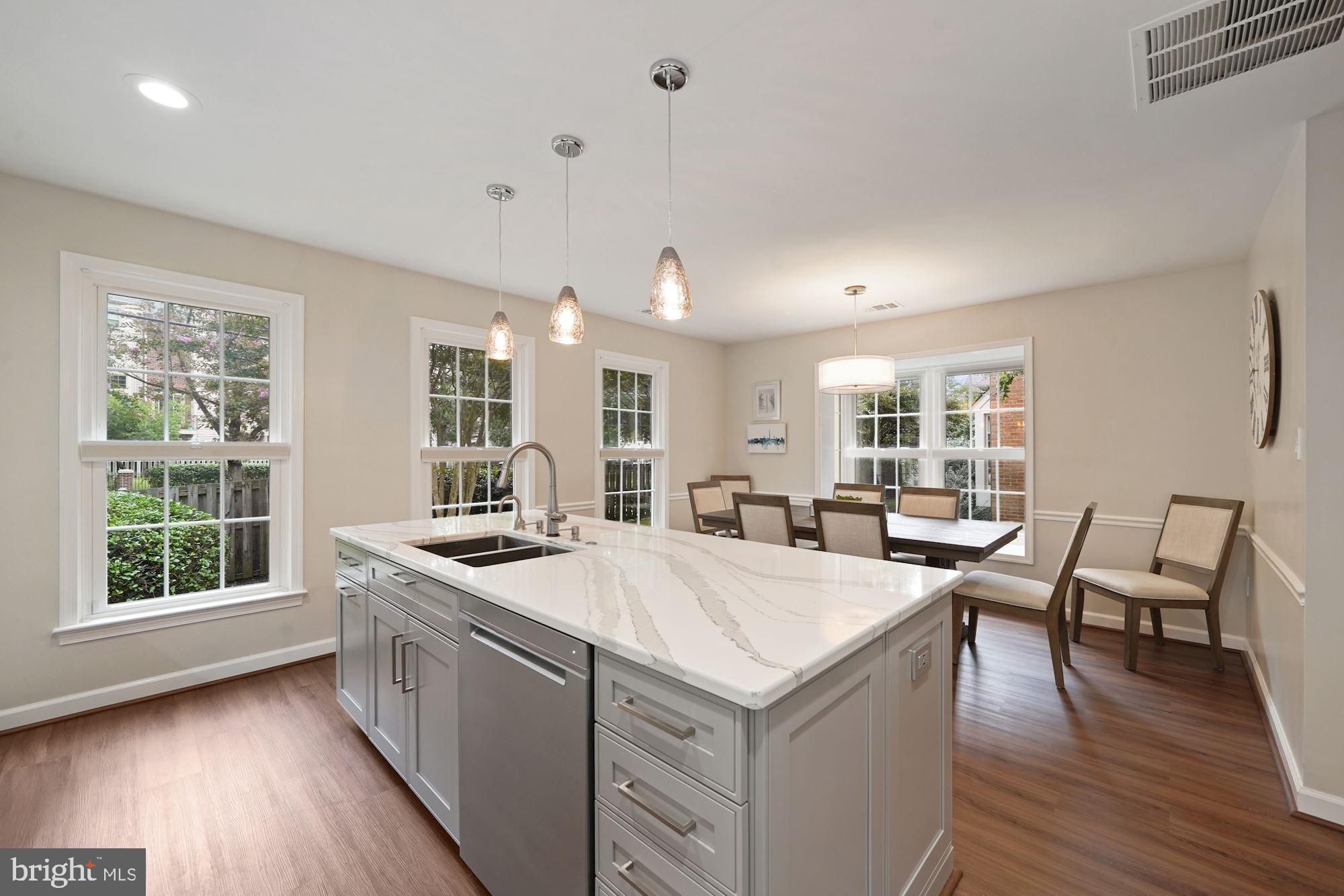 452 West Glebe Road Alexandria, VA 22305 - Photo 15 of 49
