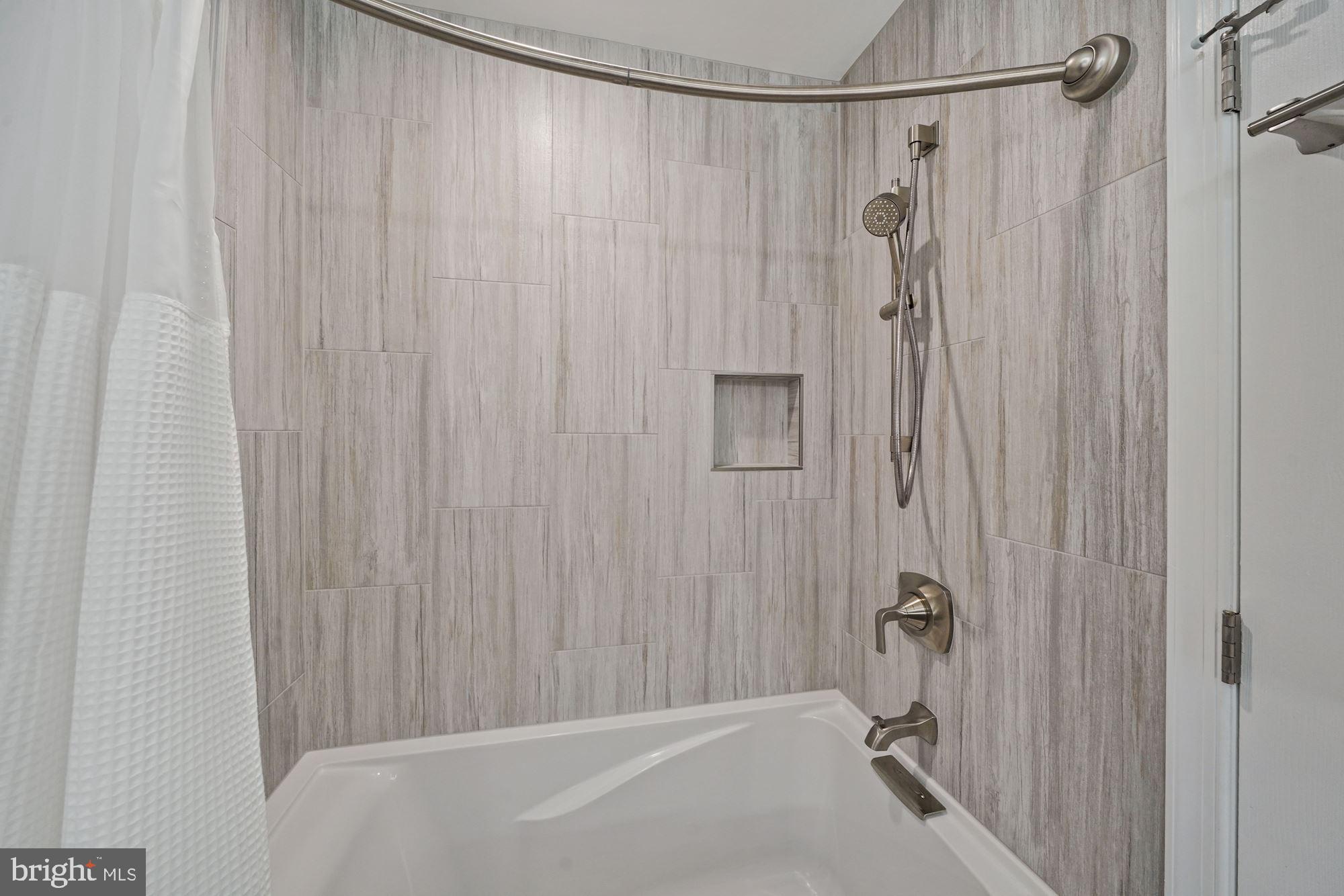 452 West Glebe Road Alexandria, VA 22305 - Photo 33 of 49