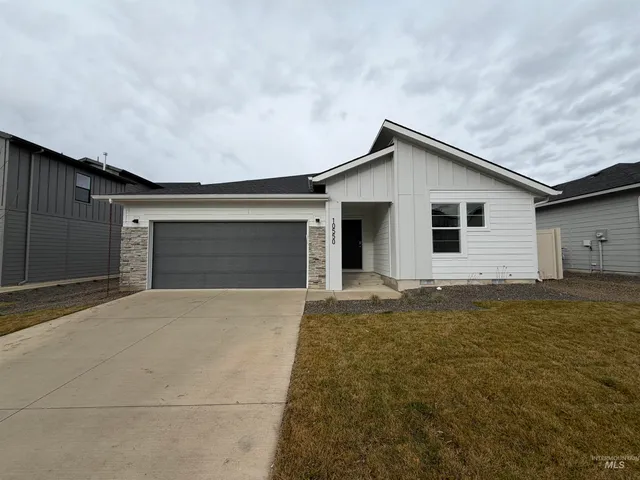 $2,200 | 10550 West Tinder Street, Star, ID 83669