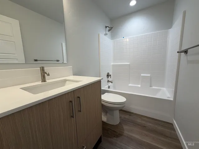 $2,200 | 10550 West Tinder Street, Star, ID 83669