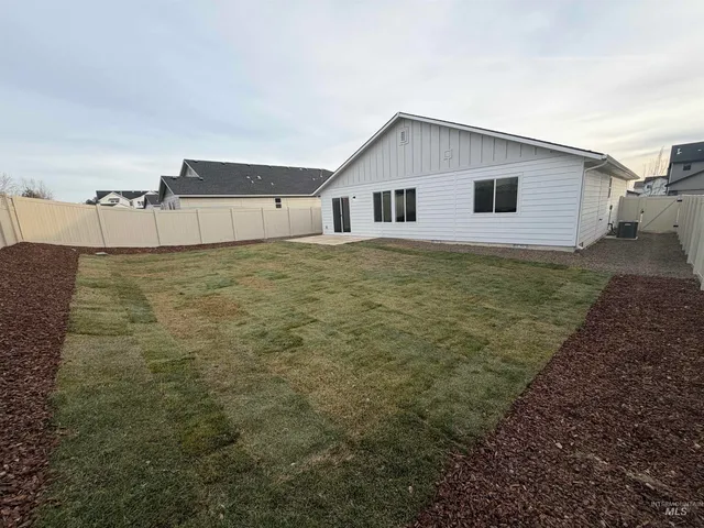$2,200 | 10550 West Tinder Street, Star, ID 83669