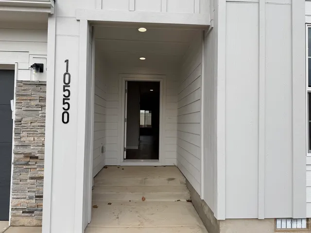 $2,200 | 10550 West Tinder Street, Star, ID 83669