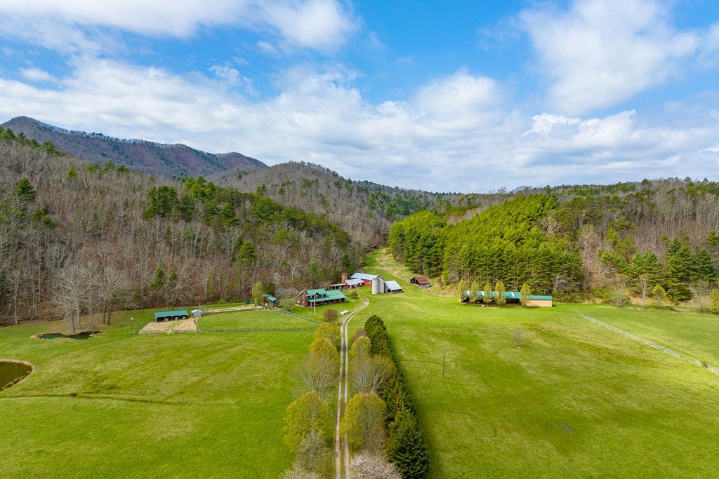 2253 Price Ridge Road Bland, VA 24315 - Photo 2 of 65 Gallery Image 2