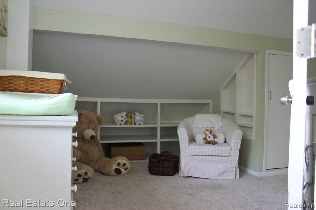 1666 Mansfield Road Birmingham, MI 48009 - Photo 23 of 33 Bedroom 3 View 3