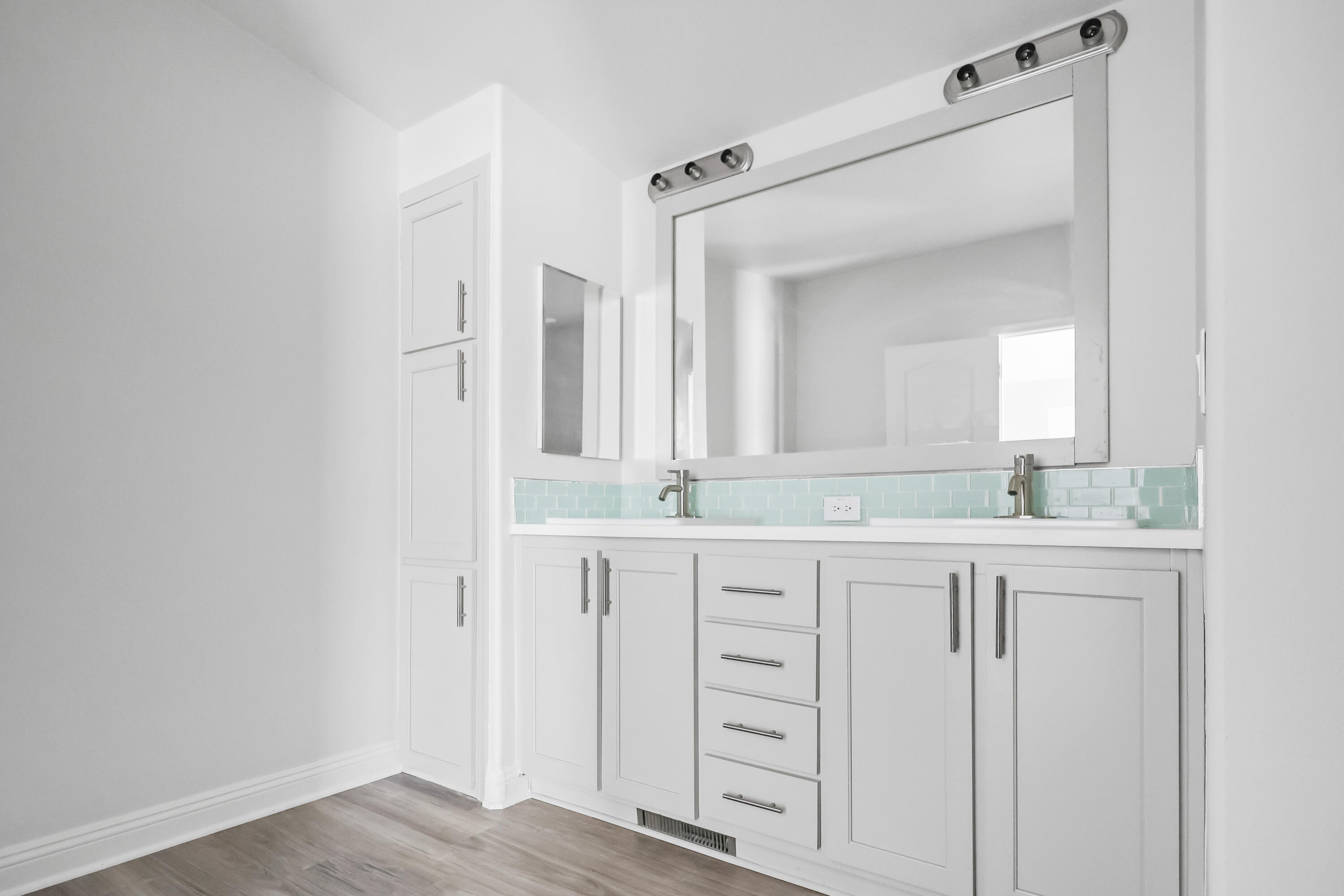 13446 Cholla Road Whitewater, CA 92282 - Photo 9 of 30 a bathroom with a granite countertop sink and a mirror