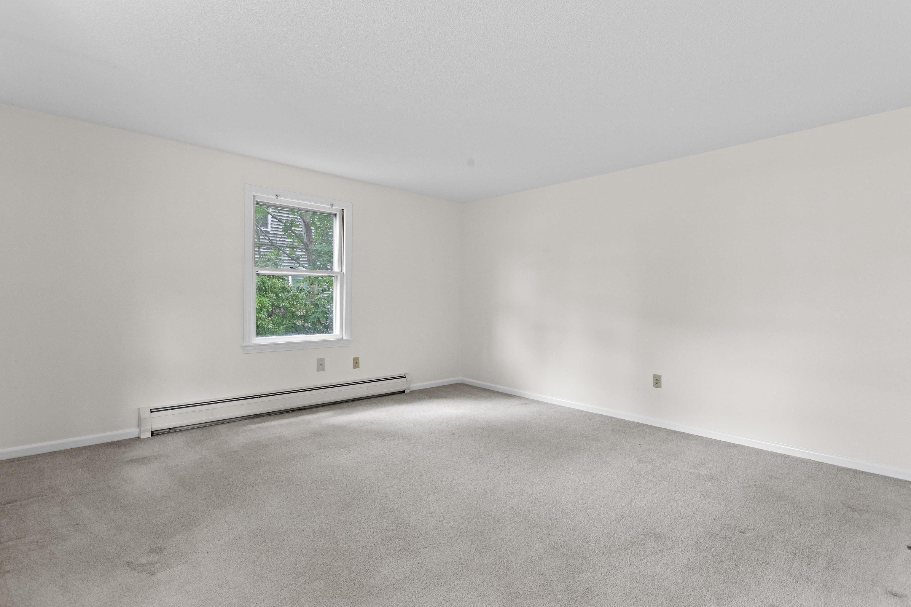 10 Colonial Circle Hampton, NH 03842 - Photo 15 of 58