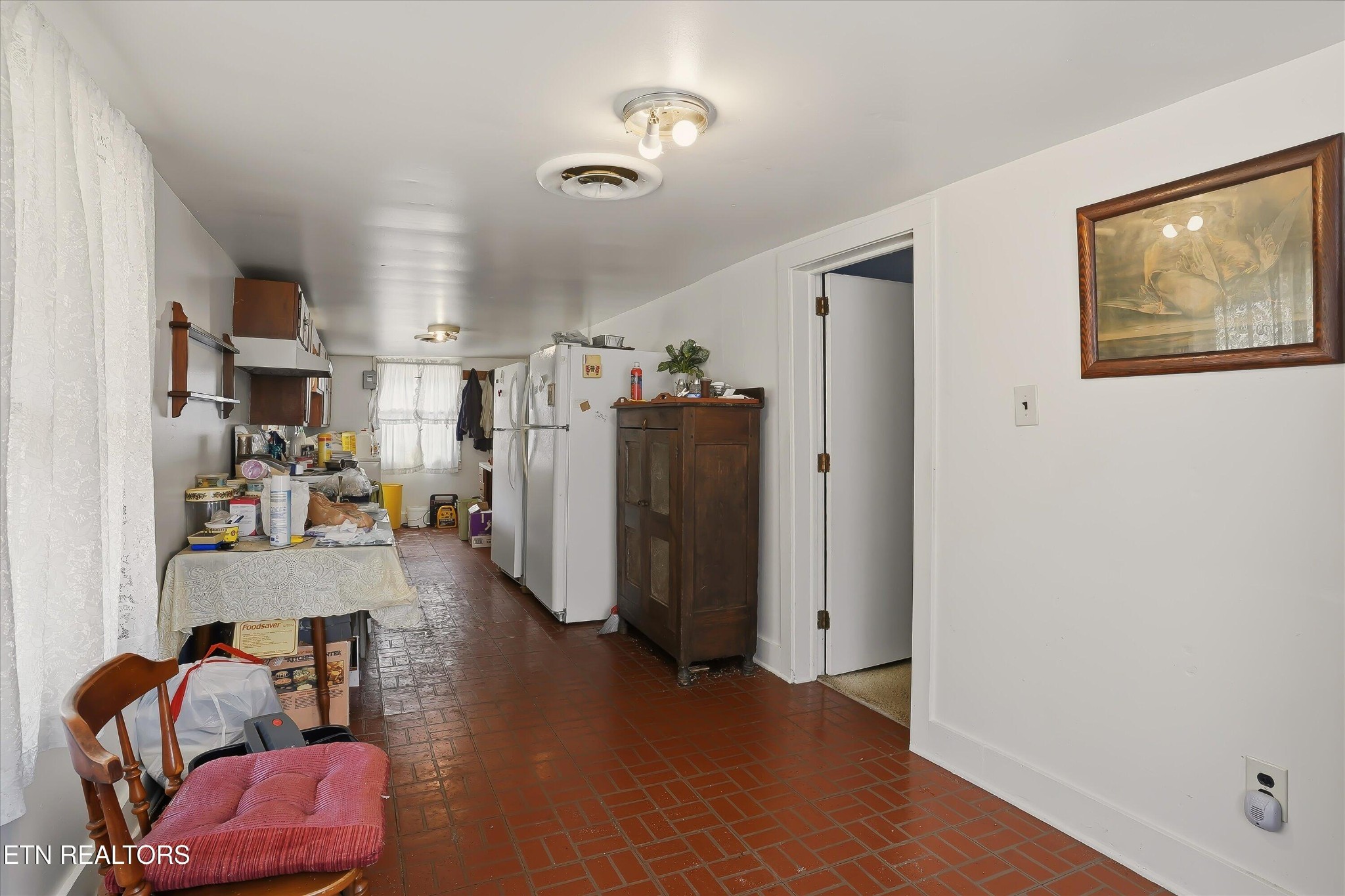 7809 Wood Road Corryton, TN 37721 - Photo 15 of 49 a living room with furniture and a window