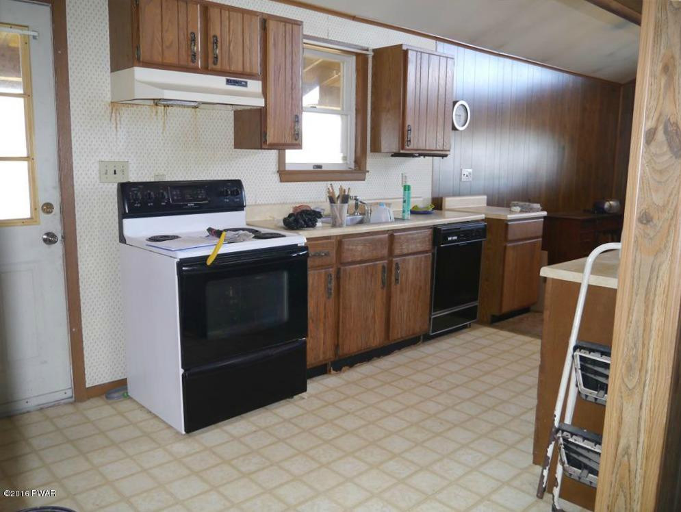 317 Leonard Road Pleasant Mount, PA 18453 - Photo 5 of 24 Kitchen