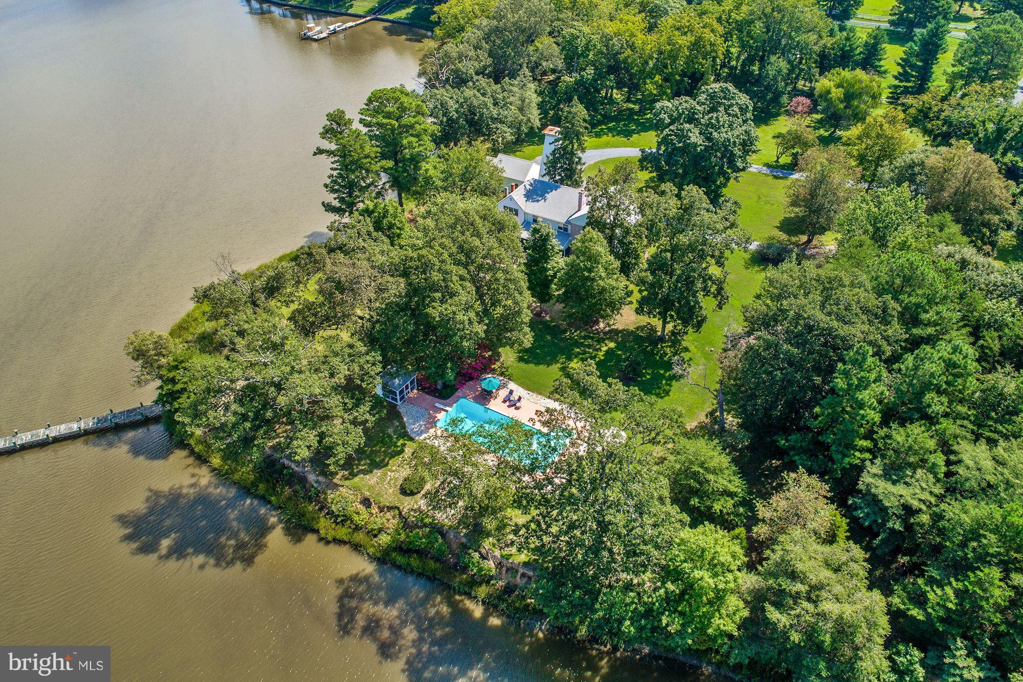 8863 Quailsar Road Easton, MD 21601 - Photo 26 of 30 Aerial of approx. 1000 feet of shoreline