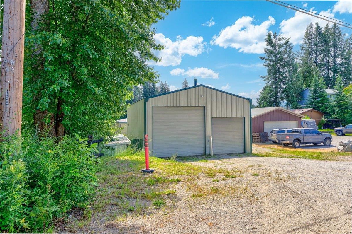 5292 North Shore Diamond Lake Road Newport, WA 99156 - Photo 27 of 40