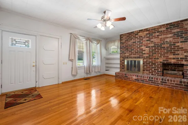 $260,000 | 207 West Main Street, Maiden, NC 28650