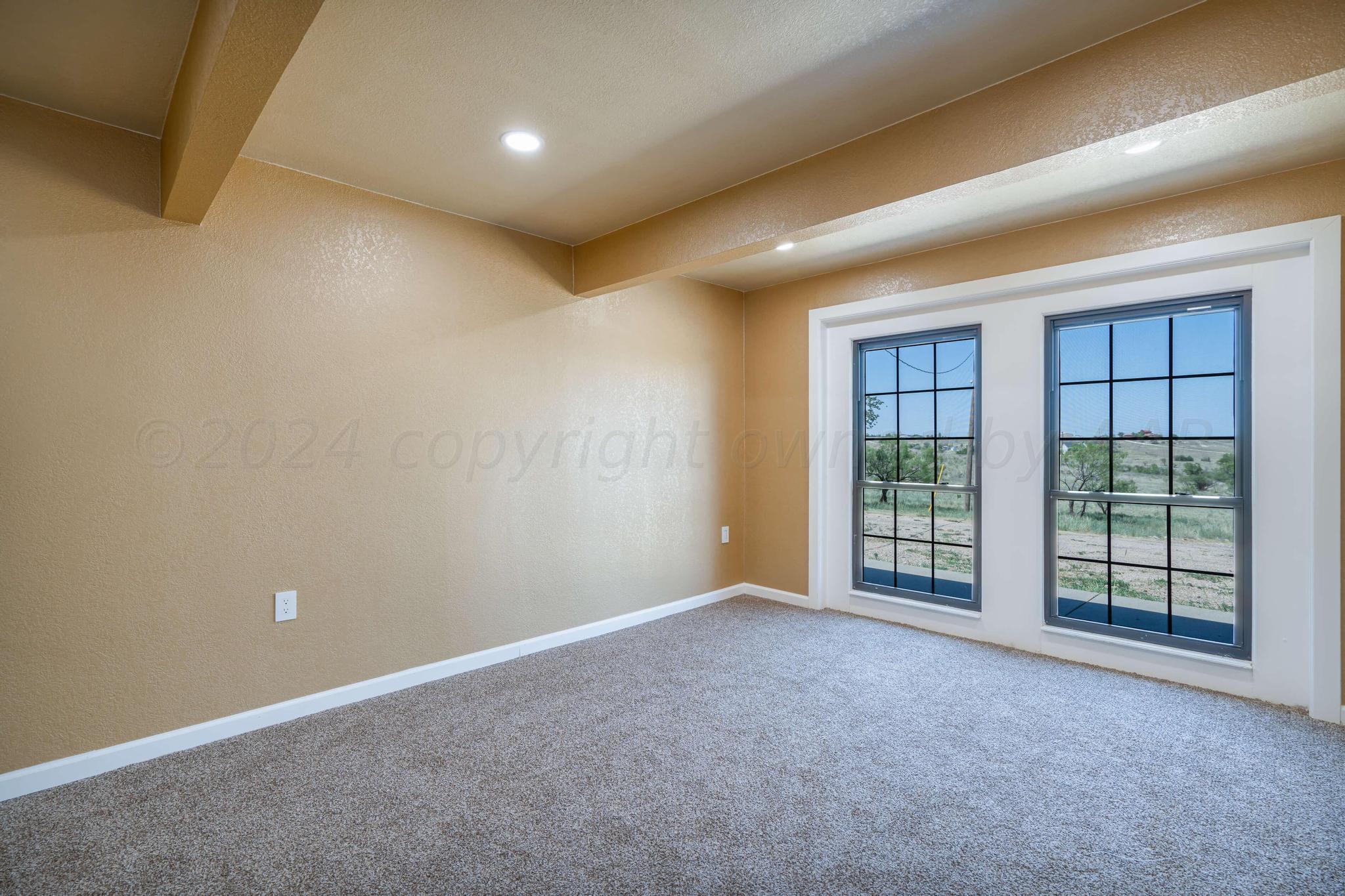 11601 East View Drive Amarillo, TX 79124 - Photo 14 of 20 a view of an empty room with a window