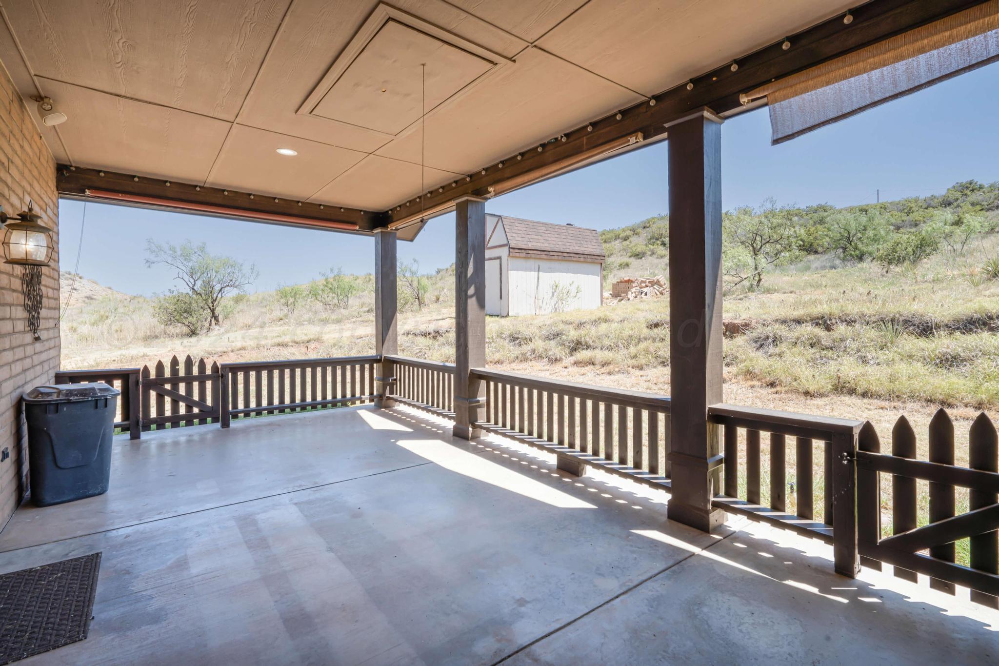 11601 East View Drive Amarillo, TX 79124 - Photo 19 of 20 a view of a porch in the backyard