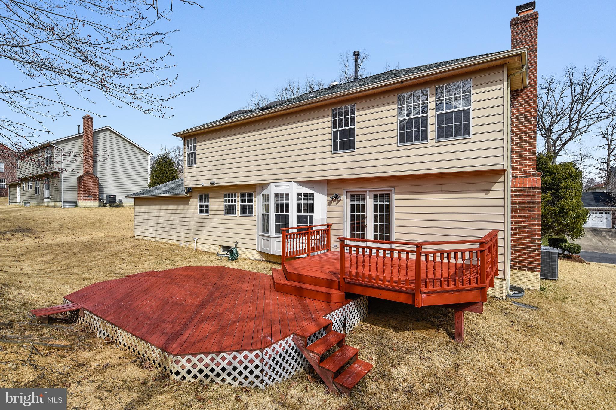 7210 Kyle's Landing Springfield, VA 22150 - Photo 4 of 52 Gallery Image 4