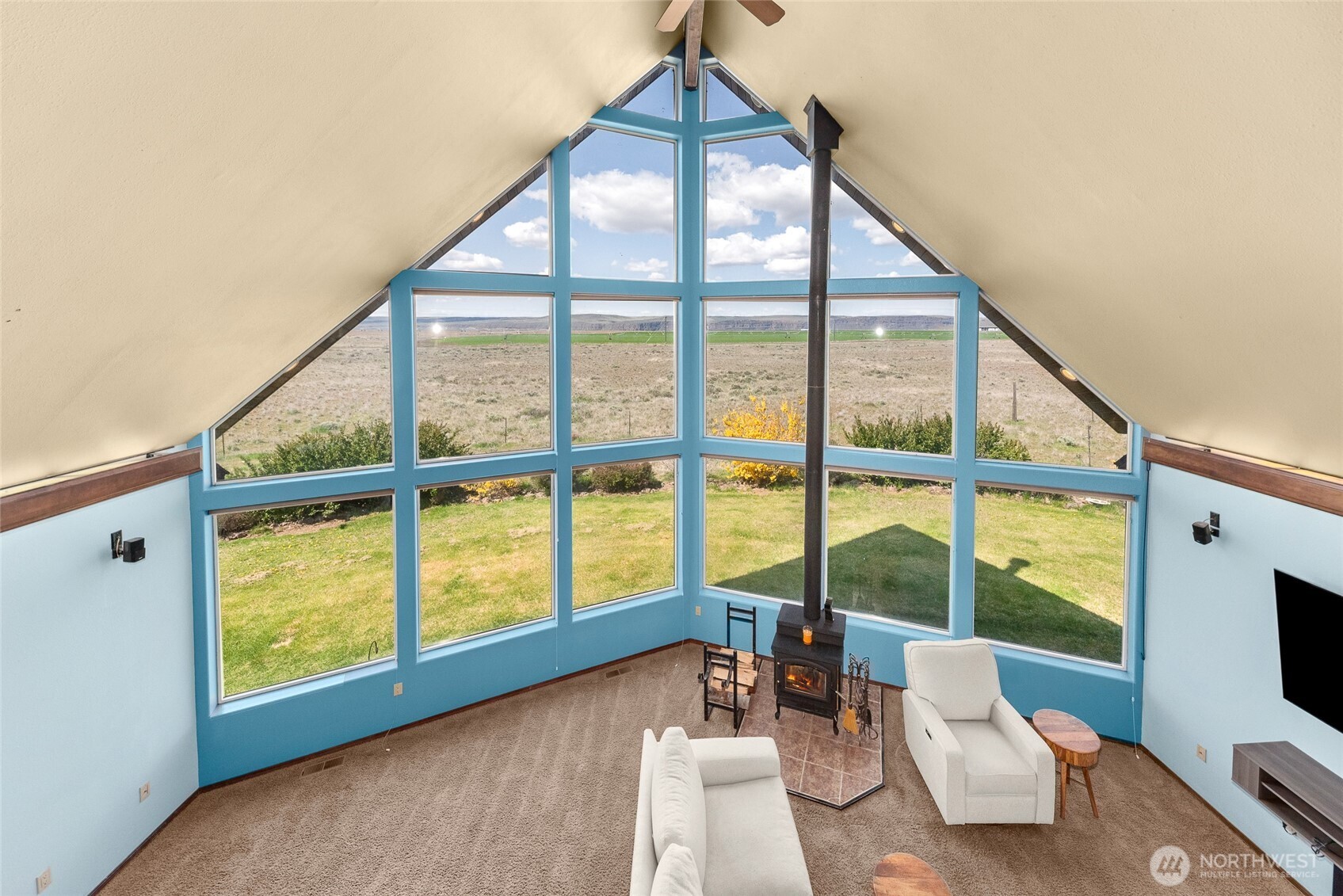 37761 L-NE Road Hartline, WA 99135 - Photo 23 of 40 a living room with furniture and a large window