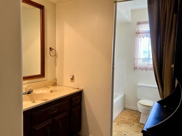 $240,000 | 1839 County Road 3500 North, Ludlow, IL 60949