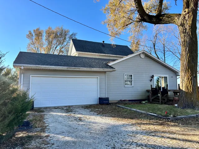 $240,000 | 1839 County Road 3500 North, Ludlow, IL 60949