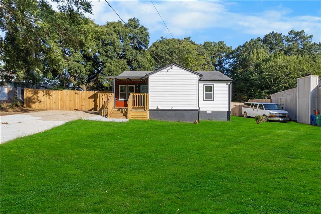 4253 Hanes Drive Decatur, GA 30035 - Photo 1 of 15 Gallery Image 1