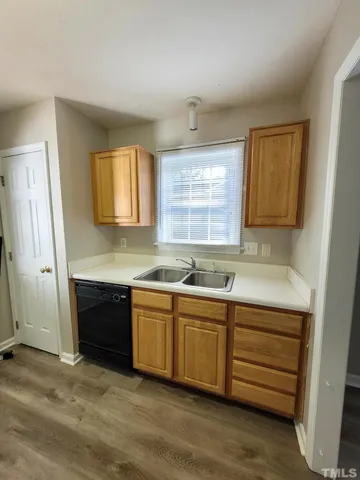 $1,295 | 541 North Taylor Street, Wake Forest, NC 27587