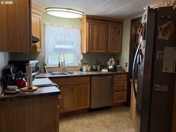 $139,000 | 37600 Sunset Street, Unit 3, Sandy, OR 97055