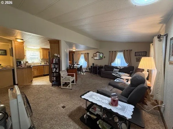 $139,000 | 37600 Sunset Street, Unit 3, Sandy, OR 97055