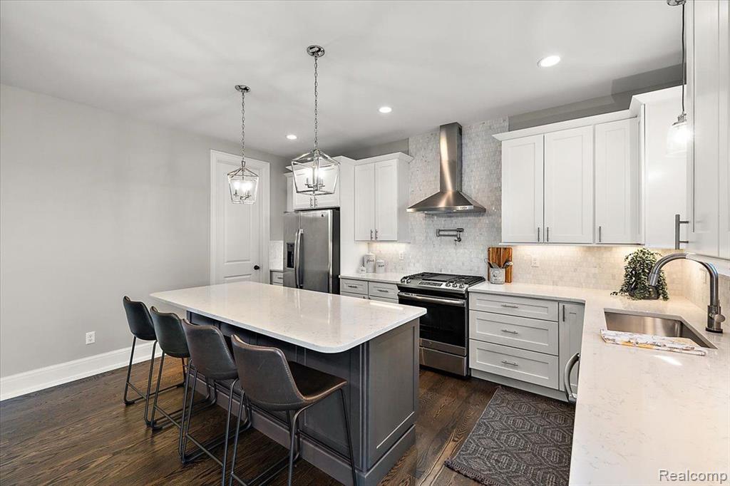 4108 Devon Road Royal Oak, MI 48073 - Photo 15 of 48