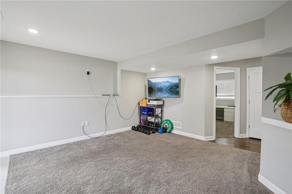 102 Division Street Knob Noster, MO 65336 - Photo 25 of 37