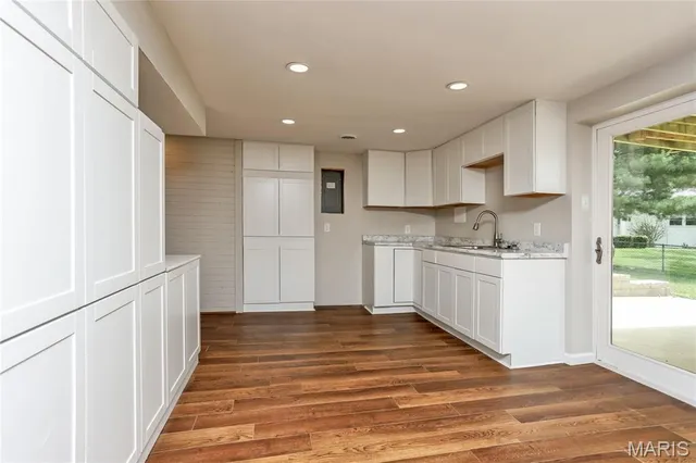 $335,000 | 9 Briarhill Court, St. Peters, MO 63376