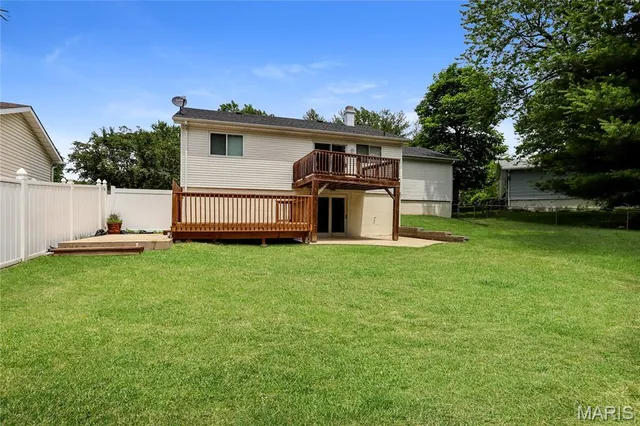 $335,000 | 9 Briarhill Court, St. Peters, MO 63376