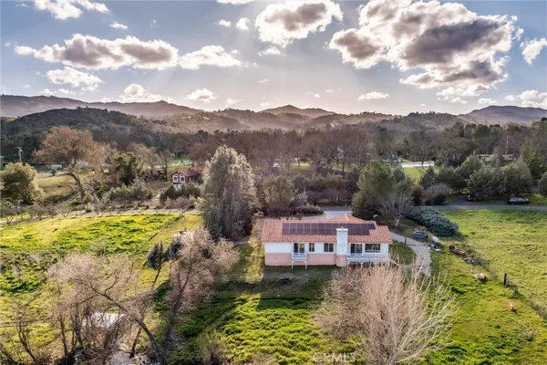 $949,000 | 9121 San Diego Way, Atascadero, CA 93422
