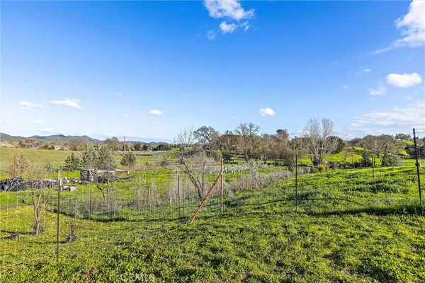 $949,000 | 9121 San Diego Way, Atascadero, CA 93422