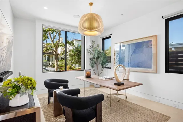 $10,500,000 | 304 Poppy Avenue, Corona del Mar, CA 92625