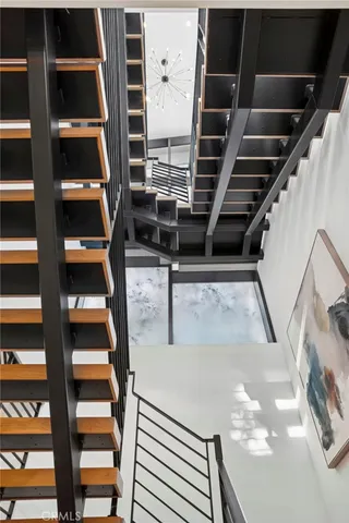 $10,500,000 | 304 Poppy Avenue, Corona del Mar, CA 92625