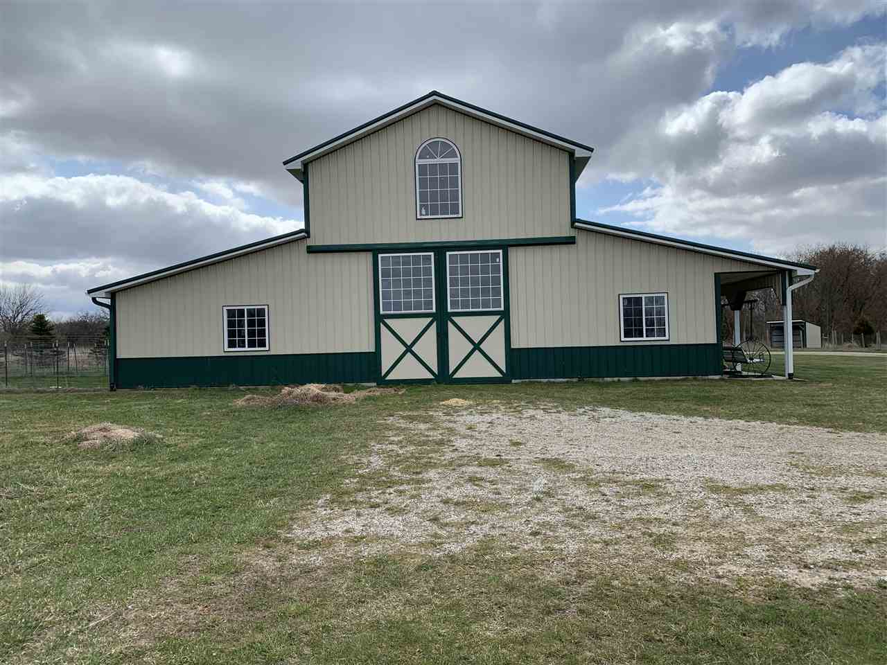 800 North Jerome Road Ithaca, MI 48847 - Photo 7 of 88 1873692-6.JPG