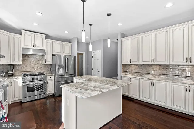 $7,500 | 8138 Rondelay Lane, Fairfax Station, VA 22039