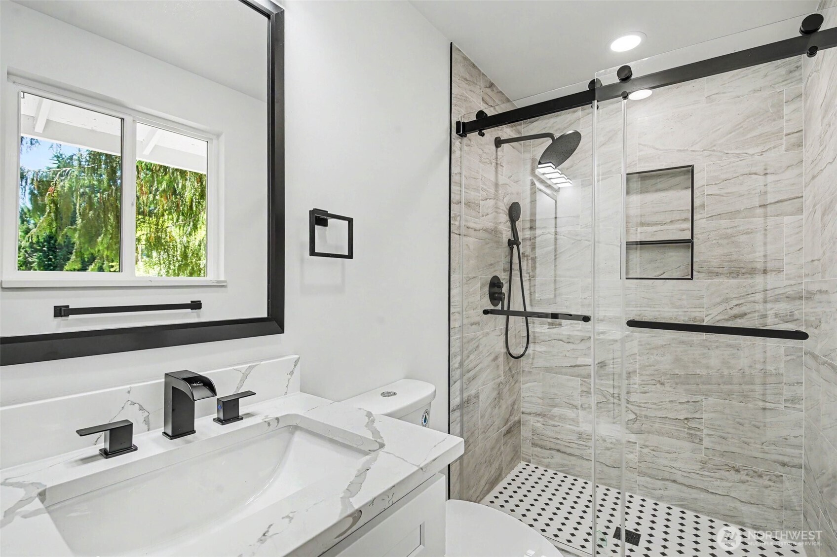 19414 1st Avenue Southeast Bothell, WA 98012 - Photo 20 of 39