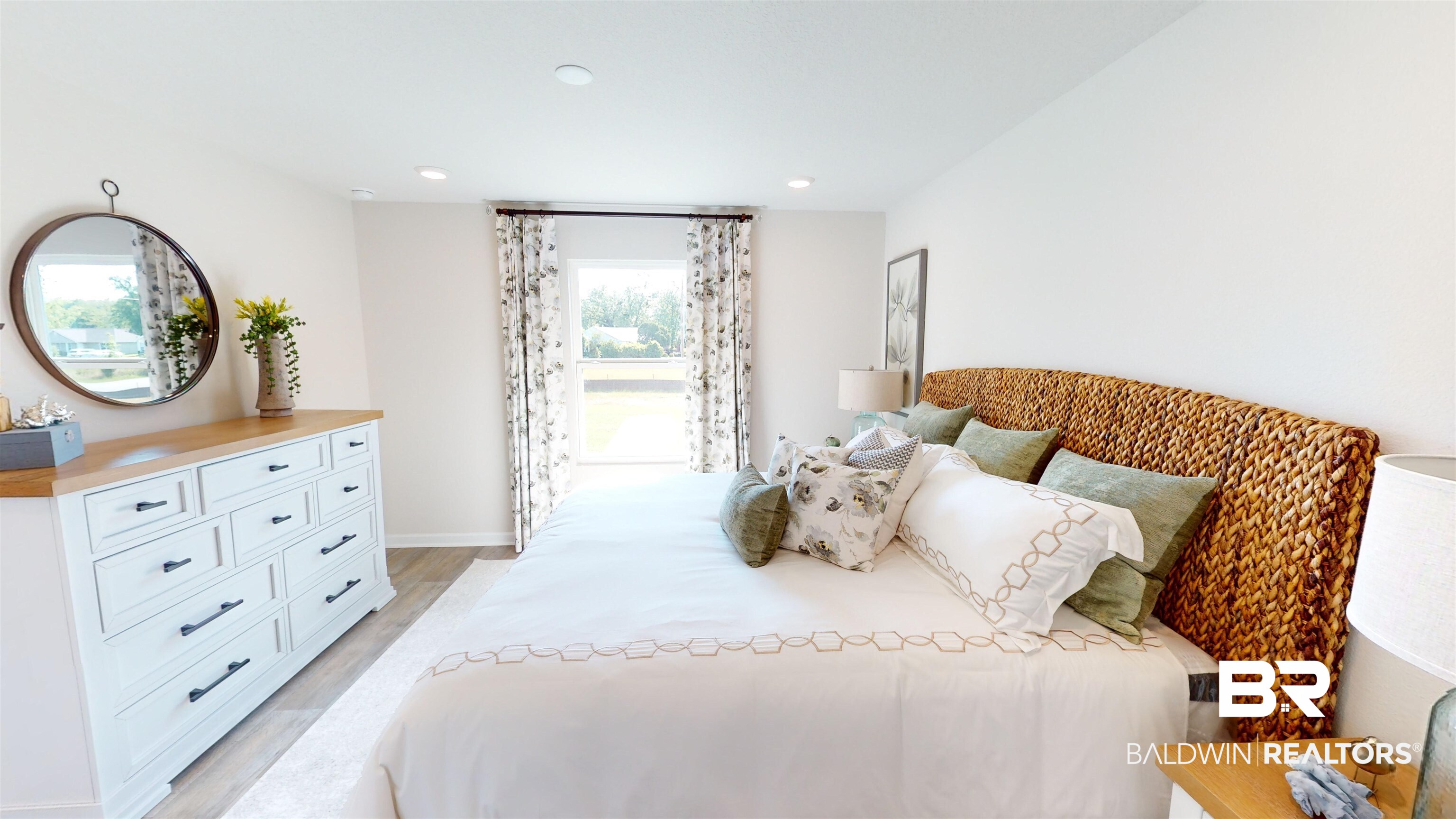 1100 South Bay Street Foley, AL 36535 - Photo 22 of 35