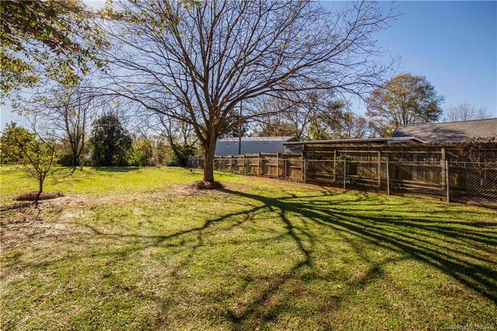 3119 Lowell Road Lowell, NC 28054 - Photo 32 of 34 Gallery Image 32