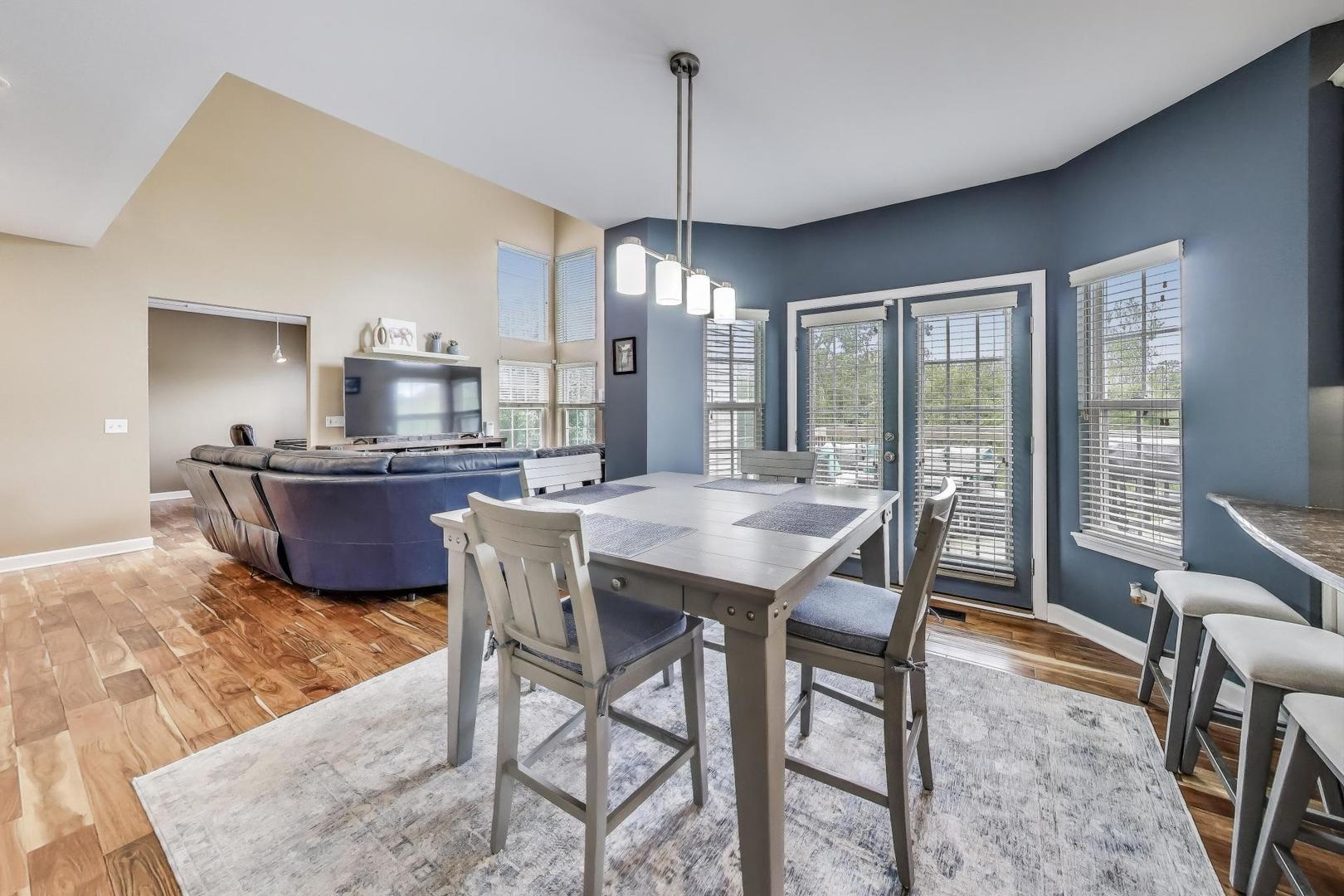 17119 West Prairieview Lane Gurnee, IL 60031 - Photo 11 of 40 a view of a dining room with furniture window and outside view