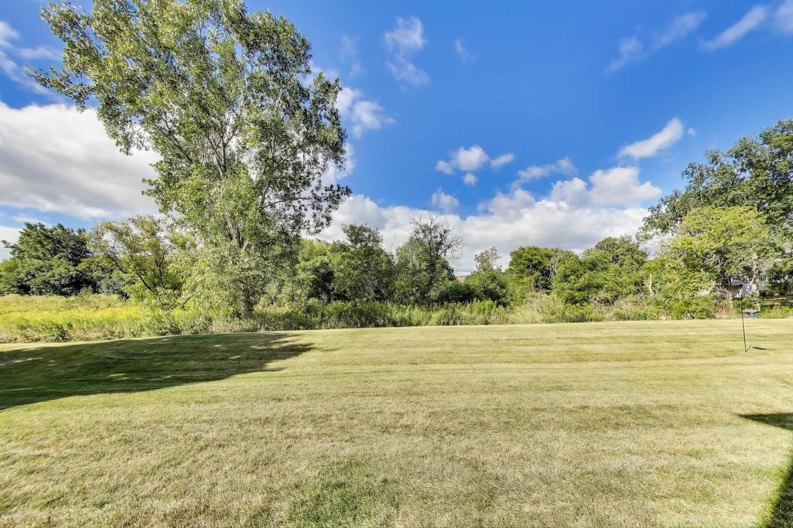 17119 West Prairieview Lane Gurnee, IL 60031 - Photo 36 of 40 a view of an ocean view