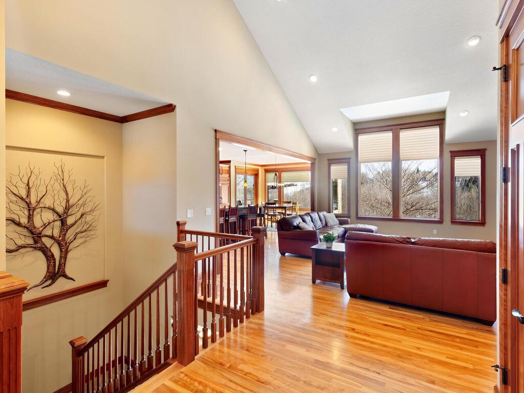 3673 Lerive Way Chaska, MN 55318 - Photo 18 of 65