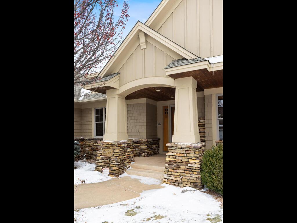 3673 Lerive Way Chaska, MN 55318 - Photo 4 of 65