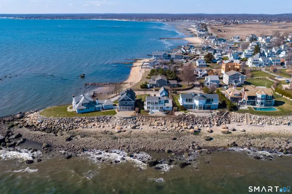 $2,400,000 | 6 Point Road, Old Saybrook, CT 06475
