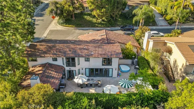 a picture of a bathroom with a bathtub